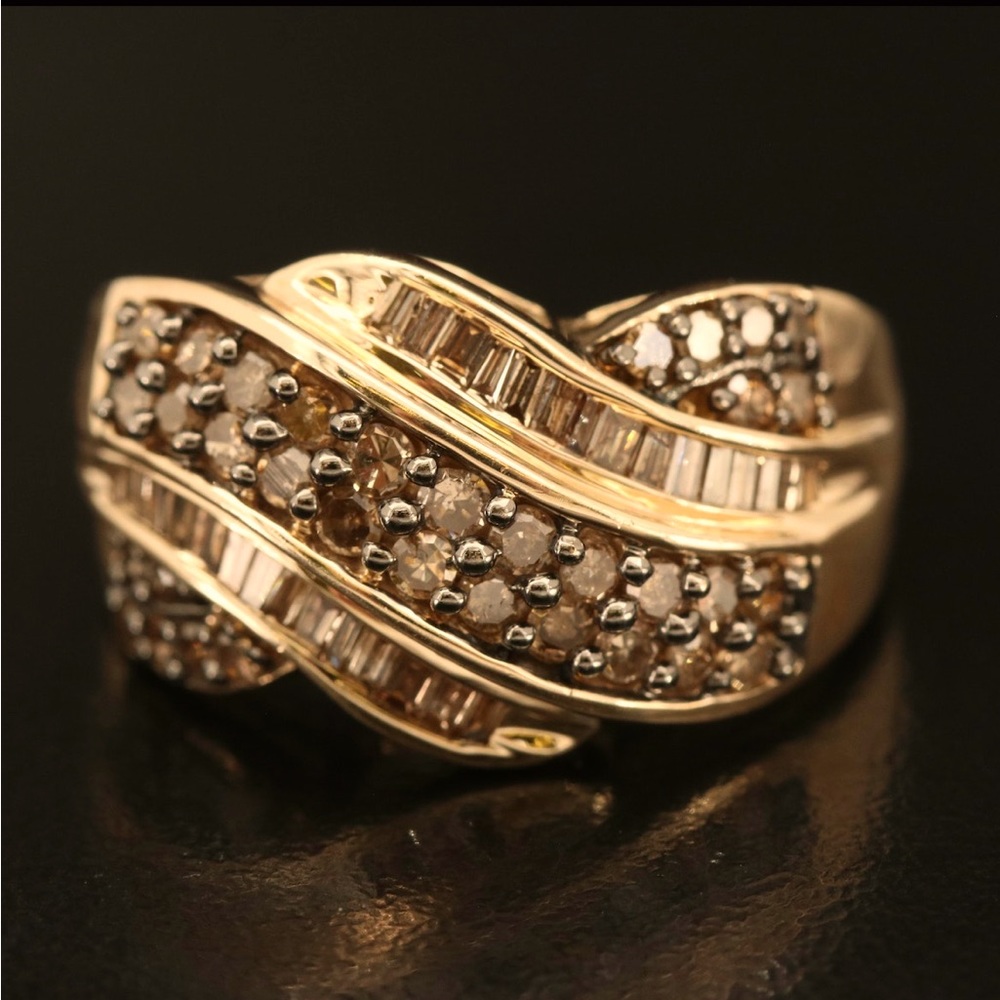 10K 0.93 CTW Diamond Ring